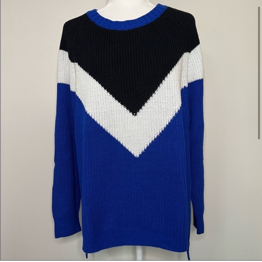 Express Black, Blue, & White Crewneck Chevron Shaker Knit Oversized Sweater, Sm - Picture 2 of 11